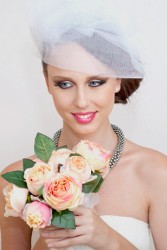 Andreea Raducu - Make-up mireasa cu buchet de flori, by Andrada Arnautu - Master Photography